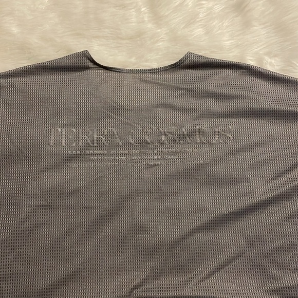 lululemon Women’s Mesh Short-Sleeve Shirt Cropped - Picture 2 of 5